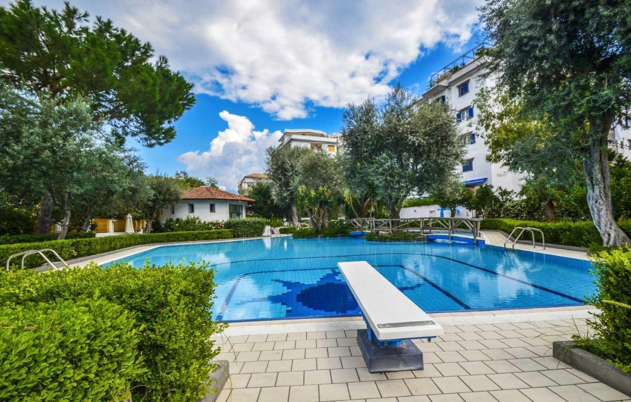 Short-Lets D33, Part Of The House Is Available For Short-Term Rentals In Sorrento Center Zewnętrze zdjęcie