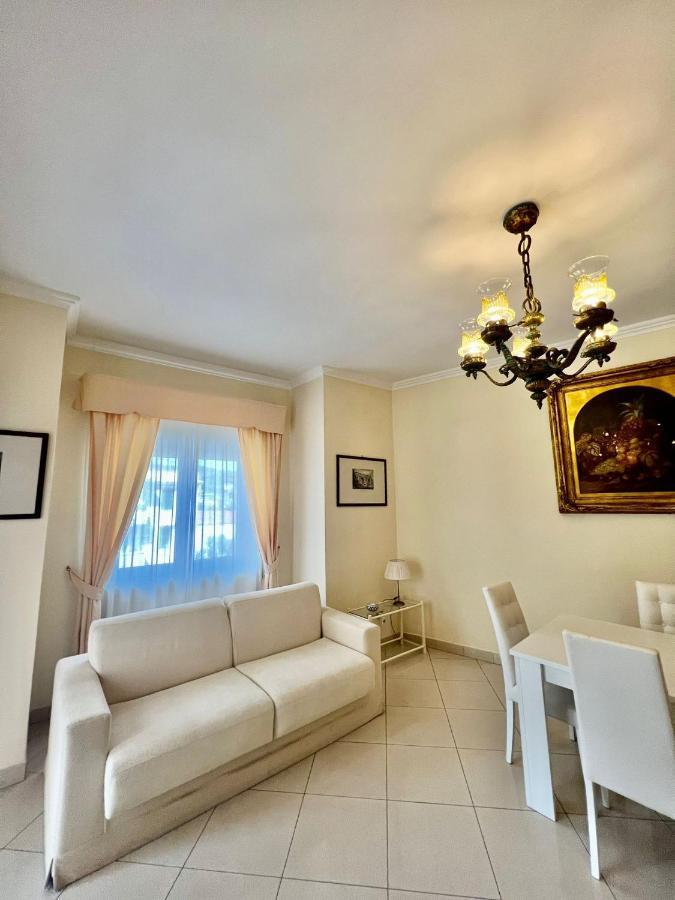 Short-Lets D33, Part Of The House Is Available For Short-Term Rentals In Sorrento Center Zewnętrze zdjęcie