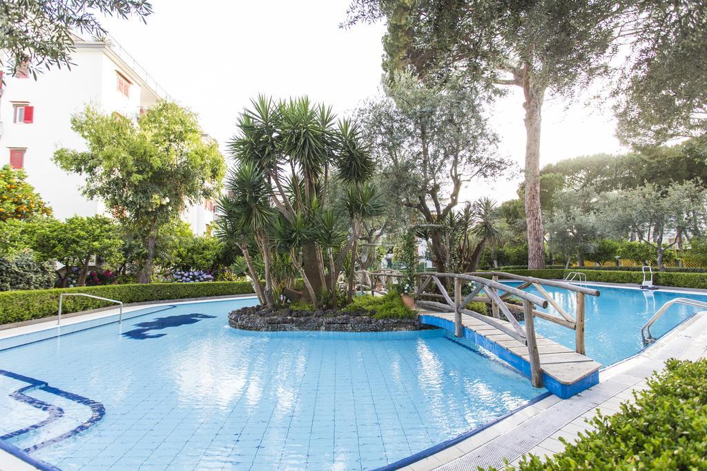 Short-Lets D33, Part Of The House Is Available For Short-Term Rentals In Sorrento Center Zewnętrze zdjęcie
